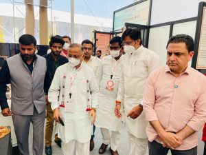 Hon’ble Group of MPs Visits 53rd IHGF Delhi Fair (2)